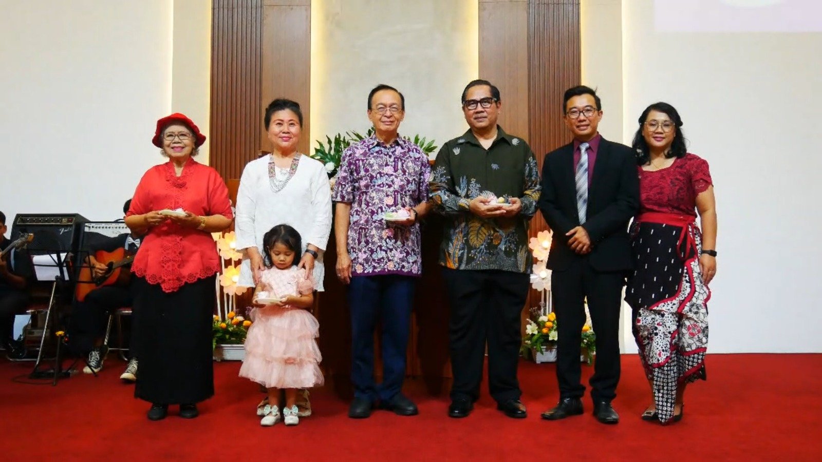 Refleksi 25 Tahun Perjalanan Iman: GKRI Roti Hidup Semarang Merayakan HUT yang "Unshaken"