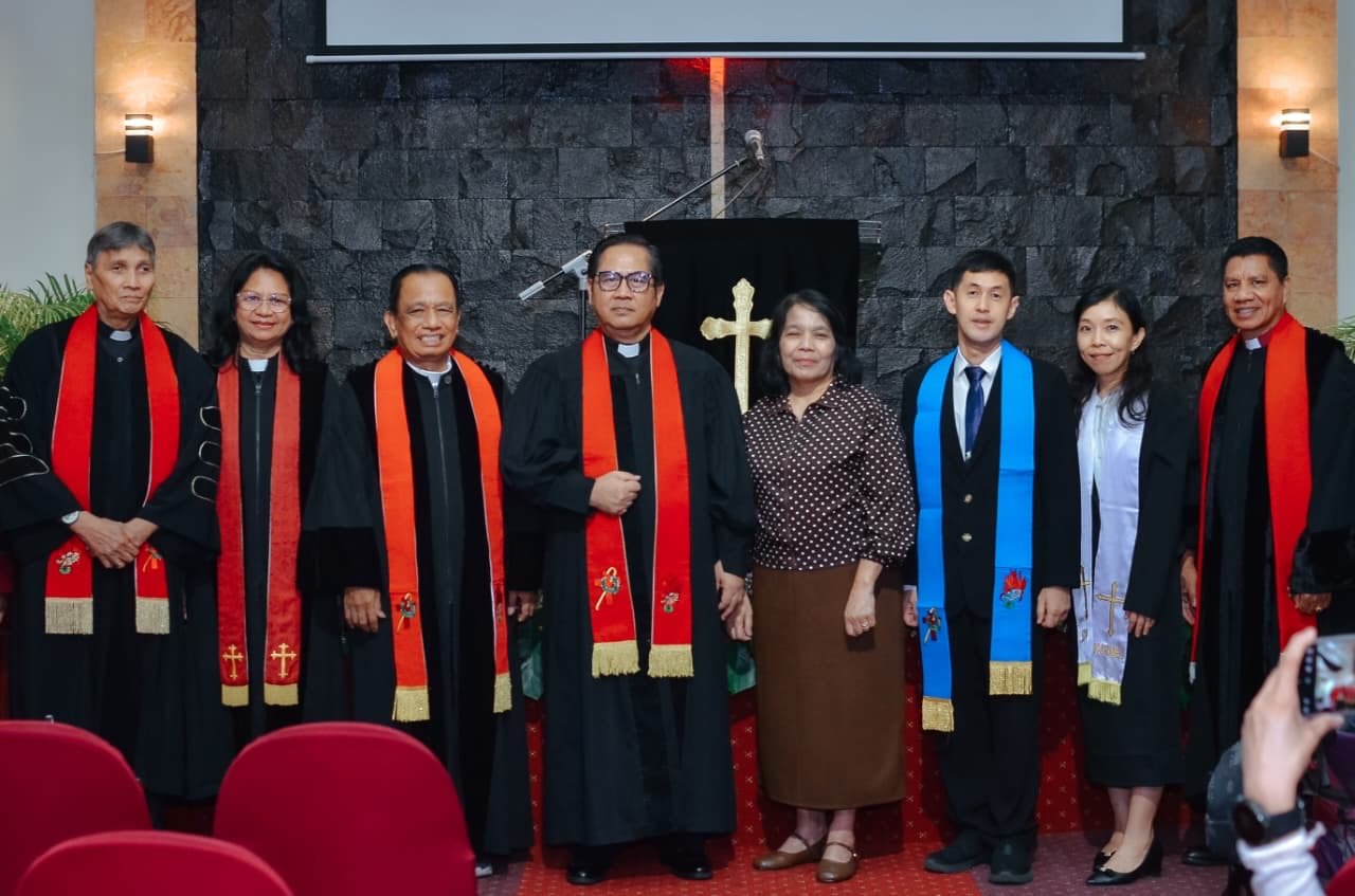 Penahbisan Evangelis GKRI Karmel: Panggilan Menderita demi Injil dan Pembentukan Karakter Kristus