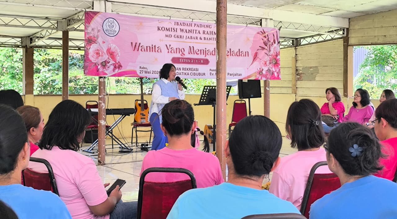 Persekutuan Ibadah Padang Komisi Wanita MD GKRI JABAR- BANTEN