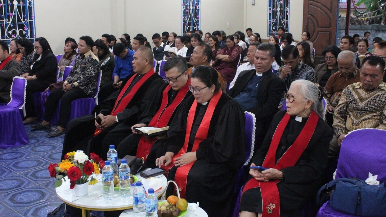 Perayaan Natal dan Pelantikan Pengurus MD Sinode GKRI Wilayah Sumut Digelar di Berastagi