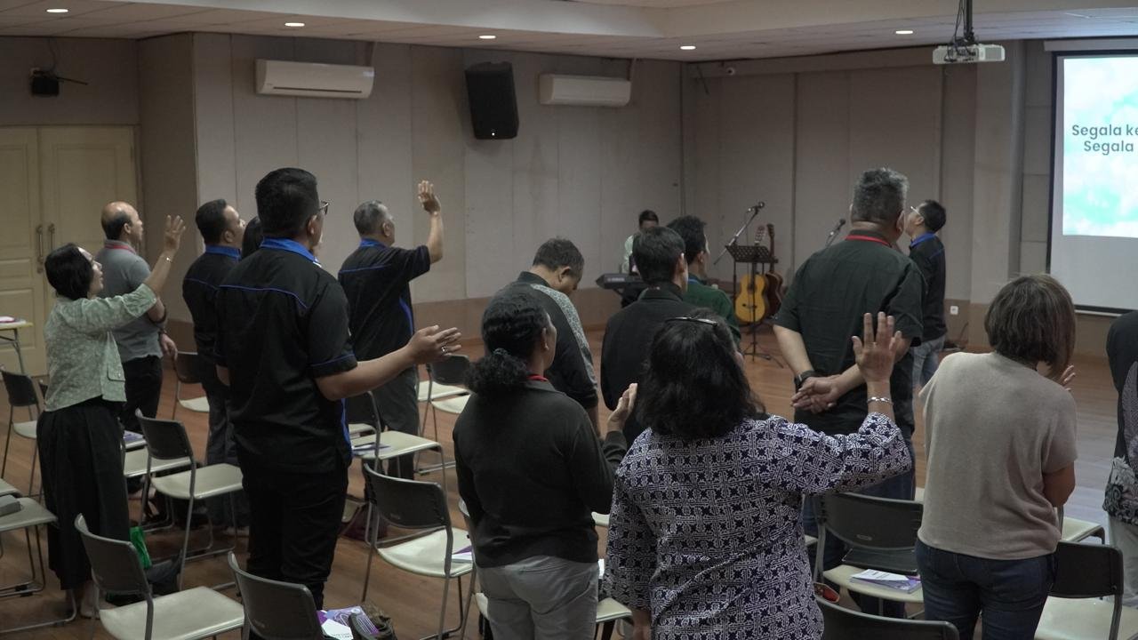 Meningkatkan Kualitas Pemimpin: Pembekalan Calon Pendeta dan Calon Penginjil Angkatan ke X Sinode GKRI
