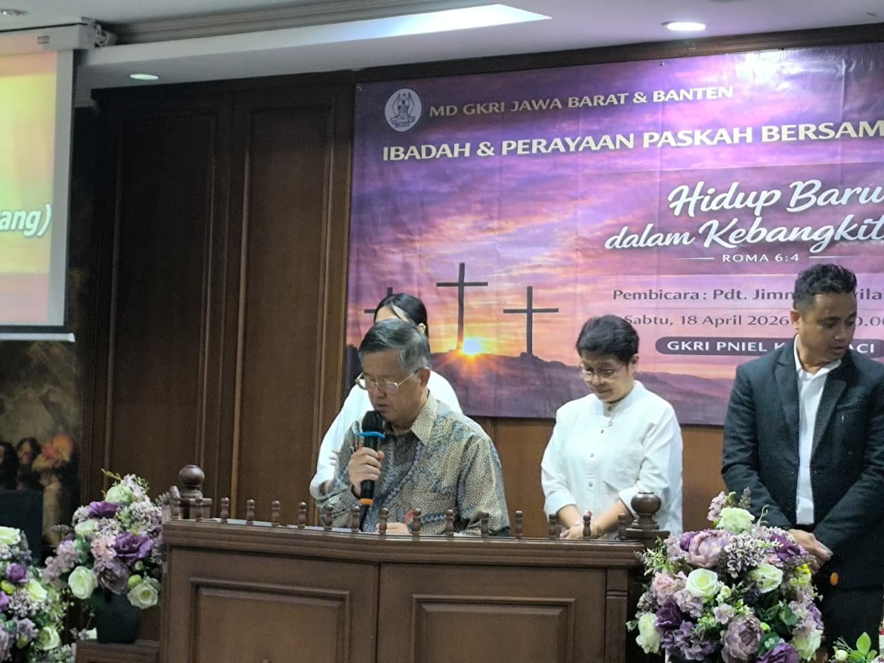 IBADAH & PERAYAAN PASKAH MD GKRI JABAR–BANTEN  Meneguhkan Hidup Baru dalam Kebangkitan Kristus. Roma 6:4