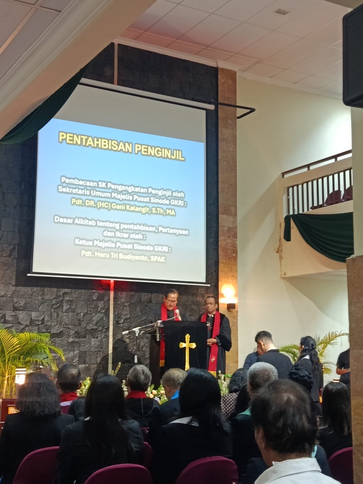 Penahbisan Evangelis GKRI Karmel: Panggilan Menderita demi Injil dan Pembentukan Karakter Kristus